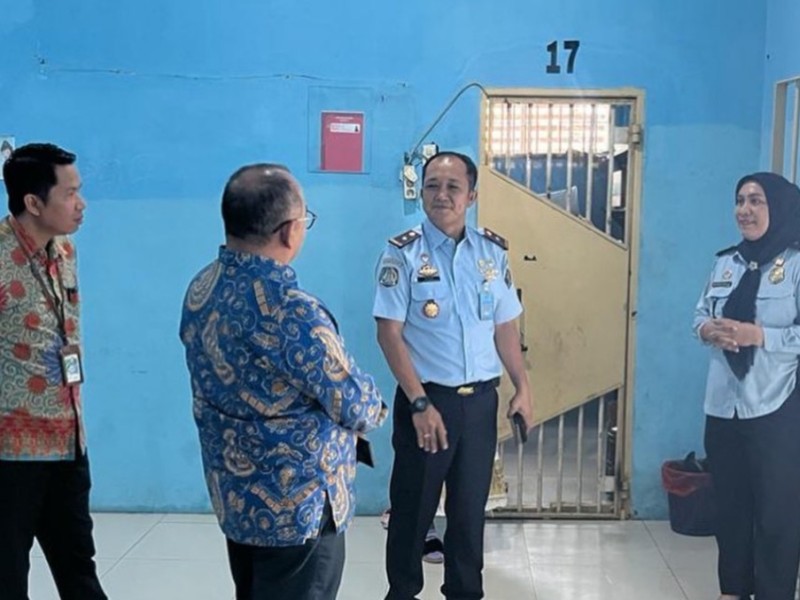 Kepala Rudenim Medan, Sarsaralos Sivakkar beserta jajaran menyambut kunjungan Kakanwil DJKN Sumut, Dodok Dwi Handoko.