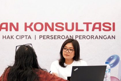 Kegiatan pelayanan konsultasi bertema ‘Satu Jam Bersama Menkumham’ yang diselenggarakan di Universitas Udayana, Bali.