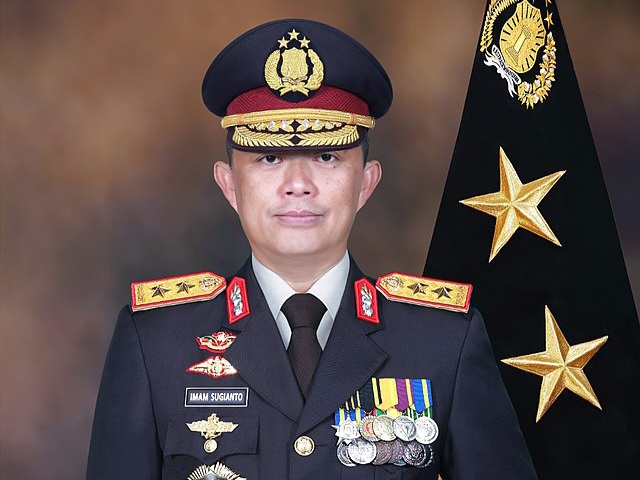 Irjenpol Imam Sugianto resmi menjabat sebagai Kapolda Jatim,