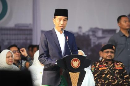 Presiden Joko Widodo saat hadir di acara Hari Santri 2023 di Jawa Timur.