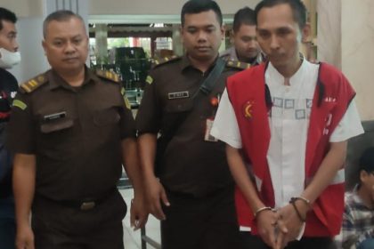 Rochmad Bagus Apriyatna alias Roy, terdakwa pembunuhan berencana.