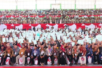 Pembagian sertifikat oleh Presiden Joko Widodo di Kabupaten Sidoarjo, beberapa waktu lalu.