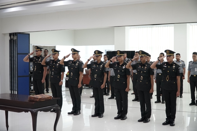 Tujuh pejabat JFT yang dilantik Kakanwil Kemenkumham Maluku. 