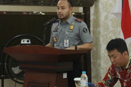 Kepala Kantor Imigrasi Malang, Galih Priya Kartika Perdhana membuka rakor pencegahan Pekerja Migran Non Prosedural di Probolinggo.