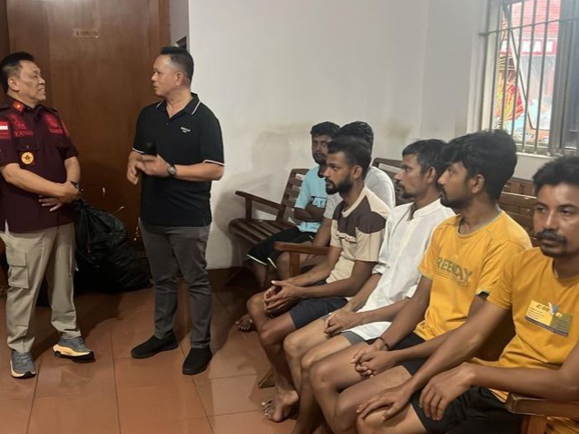 Para imigran gelap yang berhasil diamankan oleh petugas imigrasi di wilayah Sukabumi.