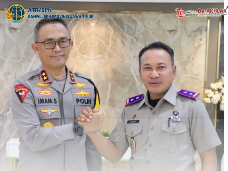 Kapolda Jawa Timur Irjenpol Imam Sugianto bersama Kakanwil BPN Jawa Timur, Lampri.