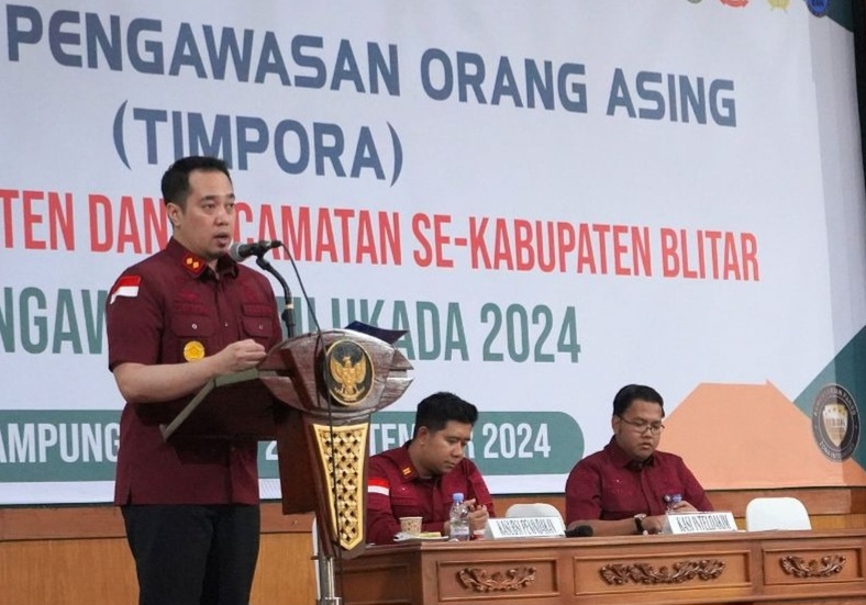 Kepala Kantor Imigrasi Blitar, Arief Yudistira memberikan sambuta di acara rakor Timpora.