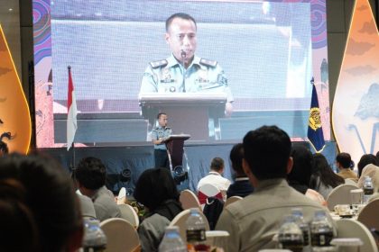 Kepala Divisi Keimigrasian Is Edy Ekoputranto memberikan sambutan sekaligus membuka sosialisasi Kebijakan Izin tinggal.