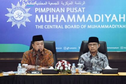 Menteri Agraria dan Tata Ruang/Kepala Badan Pertanahan Nasional (ATR/BPN) Nusron Wahid didampingi Ketua Umum Pimpinan Pusat Muhammadiyah, Haedar Nashir menjadi narasumber pada acara diskusi di Gedung Muhammadiyah Yogyakarta.