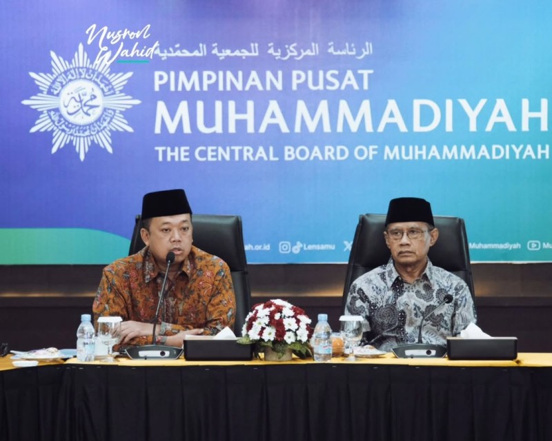 Menteri Agraria dan Tata Ruang/Kepala Badan Pertanahan Nasional (ATR/BPN) Nusron Wahid didampingi Ketua Umum Pimpinan Pusat Muhammadiyah, Haedar Nashir menjadi narasumber pada acara diskusi di Gedung Muhammadiyah Yogyakarta.