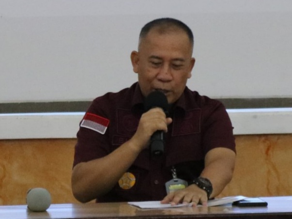 Kepala Kantor Imigrasi Surakarta, Bisri, hadir langsung untuk memimpin sosialisasi.
