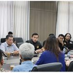 Suasana pendataan orang asing
