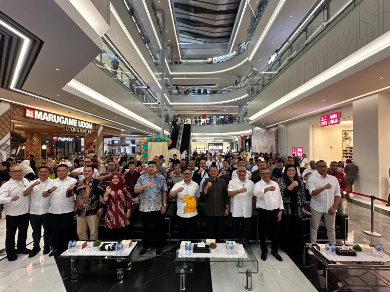 Kegiatan Eazy 1000 Passport yang digelar Imigrasi Batam menuai apresiasi luar biasa dari masyarakat Kepulauan Riau.