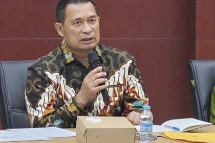 Plt Kepala Seksi Pengadaan Tanah dan Pengembangan (PTP) Kantor Pertanahan Kota Surabaya I, Wawas Setiawan, S.SiT., M.H memimpin rakor.