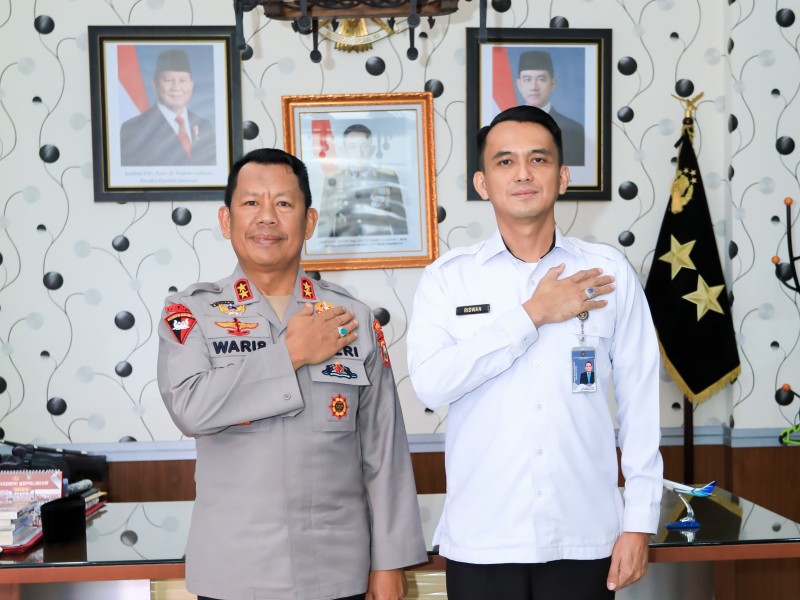 Irjen Pol Drs Waris Agono, M.Si.