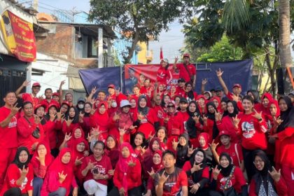 Seluruh jajaran pengurus mulai dari tingkat Anak Ranting, Ranting hingga PAC Krembangan turut menyukseskan Senam Cinta Tanah Air (SICITA).