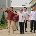 Inspektur Wilayah III Inspektorat Jenderal Kemenimipas, Hendro Tri Prasetyo, didampingi Kakanwil Ditjen Pemasyarakatan Jatim Kadiyono dan Karutan Surabaya Tomi Elyus meninjau Rutan Medaeng.