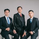 Richard, George Handiwiyanto, dan Billy yang tergabung dalam Handiwiyanto Law Office (HLO).