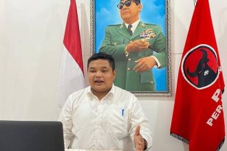 Achmad Hidayat, kader PDI Perjuangan Surabaya