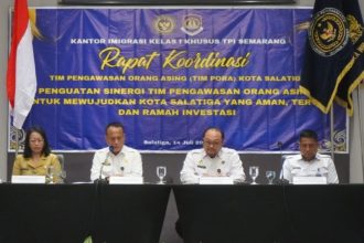 Kakanwil Ditjen Imigrasi Jateng, Is Edy Ekoputranto membukanya rapat koordinasi Timpora Salatiga.