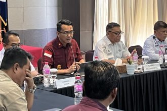 Kakanwil Ditjen Imigrasi Maluku Utara, Mohammad Ridwan memimpin kegiatan sosialisasi APOA.