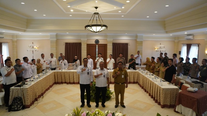 Jajaran Timpora Kabupaten Semarang berfoto bersama usai kegiatan rapat koordinasi.