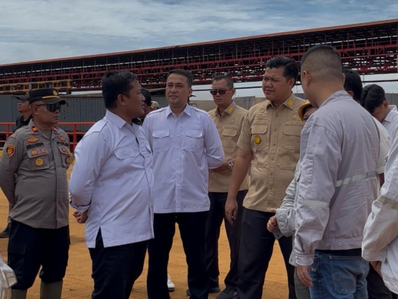 Tim Imigrasi Kendari melakukan monitoring dan evaluasi di Pelabuhan Muara Sampara.