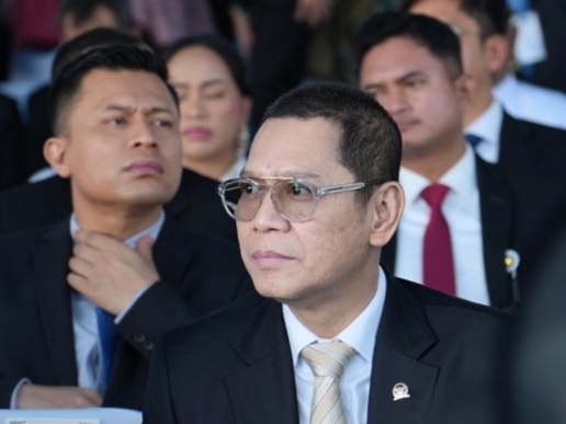 Wakil Ketua DPR RI, Adies Kadir menghadiri momentum Hari Bhayangkara ke-79 yang digelar di Lapangan Monas, Jakarta, Selasa, 1 Juli 2025.