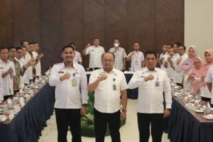 Kepala Kantor Imigrasi Semarang, Ari Widodo mengajak para stakeholder bersama-sama melakukan pengawasan orang asing.