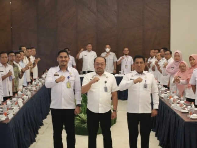 Kepala Kantor Imigrasi Semarang, Ari Widodo mengajak para stakeholder bersama-sama melakukan pengawasan orang asing.