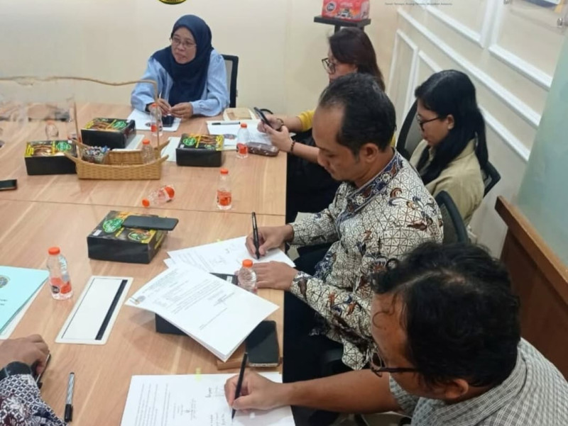 Suasana mediasi sengketa pertanahan yang digelar di Ruang Mediasi Kantor Pertanahan Kota Malang.