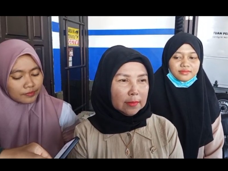 Perwakilan vendor makanan, Lilis Wijayati, memberikan klarifikasi terkait sorotan soal MBG.