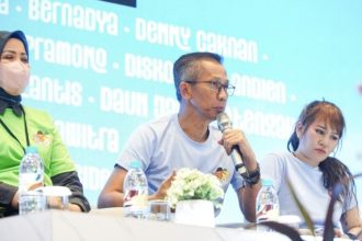 CEO Suara Surabaya Media, Verry Firmansyah, memberikan keterangan pers terkait Jazz Traffic.