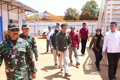 Petugas gabungan Timpora bergerak mendatangi perusahaan yang mempekerjakan orang asing.