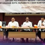 Kepala Kantor Pertanahan Kota Surabaya II, Wida Rihardyan Adjie, memberikan sambutan pada acara PKS di Aula Kantor Pertanahan Kota Surabaya I.