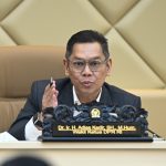 Wakil Ketua DPR Adies Kadir ikut hadir dalam pembahasan lahan eigendom verponding (EV) di Surabaya.