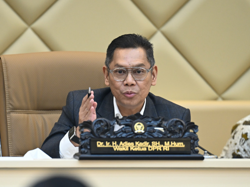 Wakil Ketua DPR Adies Kadir ikut hadir dalam pembahasan lahan eigendom verponding (EV) di Surabaya.