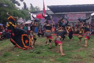 Kesenian Bantengan Suroboyo untuk meneladani semangat perjuangan para pahlawan.