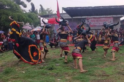 Kesenian Bantengan Suroboyo untuk meneladani semangat perjuangan para pahlawan.