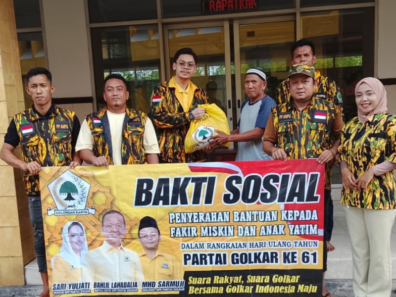 Pimpinan Daerah (PD) Angkatan Muda Partai Golkar (AMPG) Jawa Timur menggelar aksi sosial