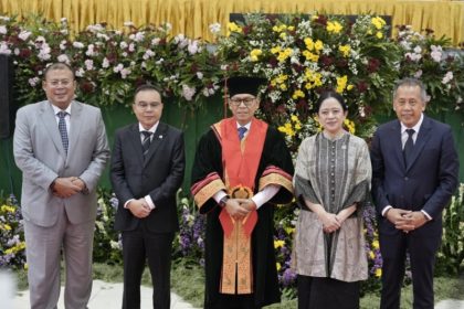 Ketua DPR RI Puan Maharani dan Wakil Ketua DPR Sufmi Dasco Ahmad, Cucun Ahmad, dan Saan Mustofa hafur pada acara pengukuhan Gubes Adies Kadir.