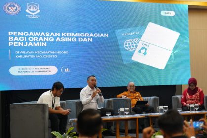 Kepala Bidang Intelijen dan Penindakan Keimigrasian, Dodi Gunawan Ciptadi, ketika menjadi pembicara dalam kegiatan pengawasan orang asing.