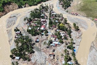 Dampak kerusakan pascabanjir bandang di Nagan Raya, Aceh.