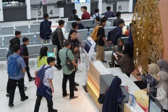 Suasana permohonan Paspor Simpatik yang digelar oleh Kantor Imigrasi Semarang.