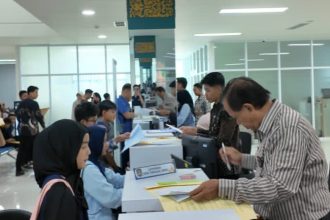 Suasana permohonan Paspor Simpatik yang digelar oleh Kantor Imigrasi Semarang.