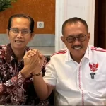 Wakil Wali Kota Armuji bertemu satu meja bersama almarhum Adi Sutarwijono semasa hidup. Ia merasa kehilangan atas kepergian sahabatnya itu.
