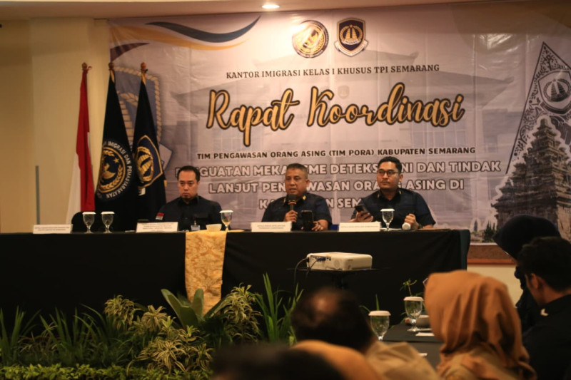 Jajaran imigrasi memimpin rapat koordinasi pengawasan orang asing yang diikuti oleh berbagai stakeholder.