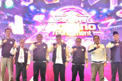 Wakil Walikota Surabaya, Armuji, ikut hadir dan ambil bagian dalam gelaran Surabaya Domino Tournament 2026 di Grand City, Surabaya.