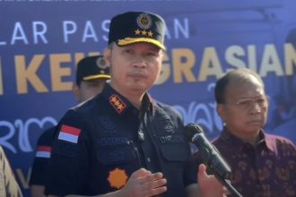 Direktur Jenderal Imigrasi, Hendarsam Marantoko ketika memimpin pengukuhan Satgas Patroli Dhatma Dewat di Bali.
