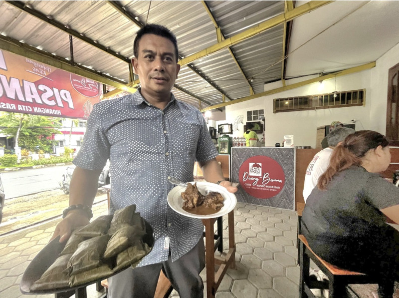 CEO Daeng Banna, Chandra, menyebut Surabaya sebagai “panggung besar” bagi pelaku usaha kuliner untuk berkembang cepat.